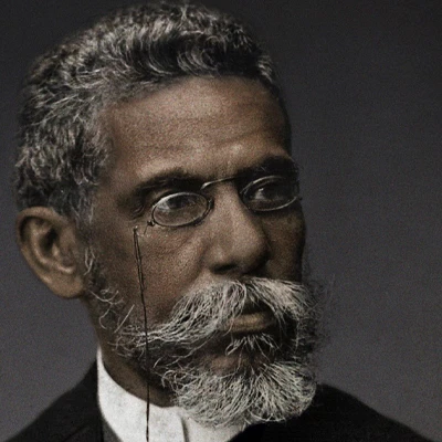 Retrato de Machado de Assis, escritor brasileiro com barba e óculos.